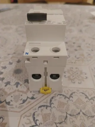 Diferencial F+N Schneider 25A 30mA superinmunizado