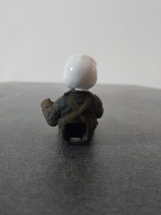 Figurina Piloto Caza 1/48 Pintada Nº8 Cantidad 10