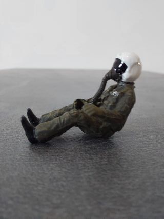 Figurina Piloto Caza 1/48 Pintada Nº8 Cantidad 10