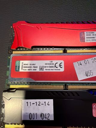 Juego de Memorias RAM DDR3 y DDR4 Kingston