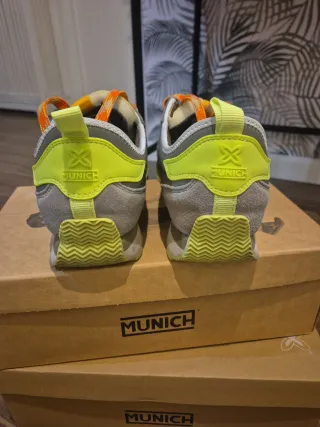 Munich Talla 43 Gris y Naranja