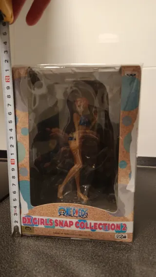 Figura Nami One Piece coleccion.