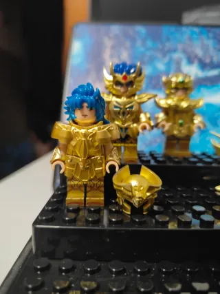 12 Cavalieri dello Zodiaco compatibili Lego