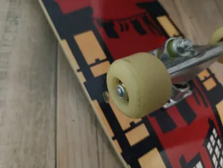 Skate Monopatín como nuevo  Skateboard  - Casco