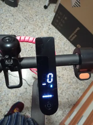 Patinete Xiaomi Essential Rosa y carcasas original