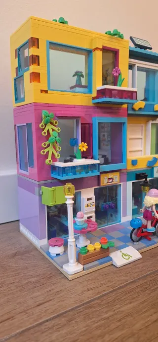 Lego Friends 41704 Apartamentos Heartlake City