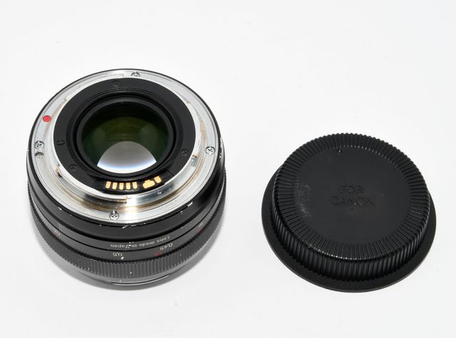 Objetivo Carl Zeiss Planar 50mm f/1.4 ZE T*