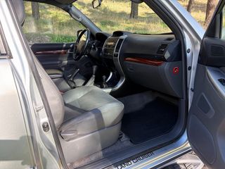 Toyota Land Cruiser 2005