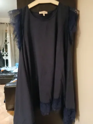 Vestido infantil , marca Twinset tam. 10 anos.