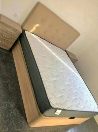 LIQUIDACIÓN EN Canapés abatibles y colchones