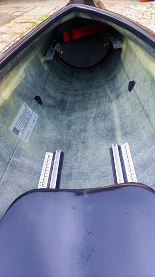 Kayak Polledo K1 Intermedio Negro