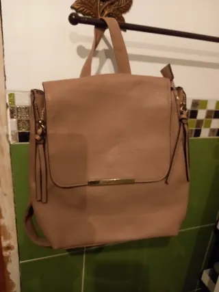 Bolso Mochila Rosa y Dorado