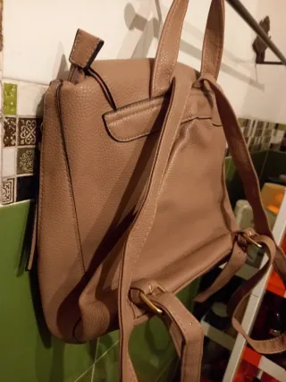 Bolso Mochila Rosa y Dorado