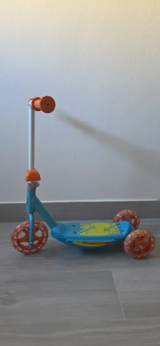 Monopatín infantil 3 ruedas azul