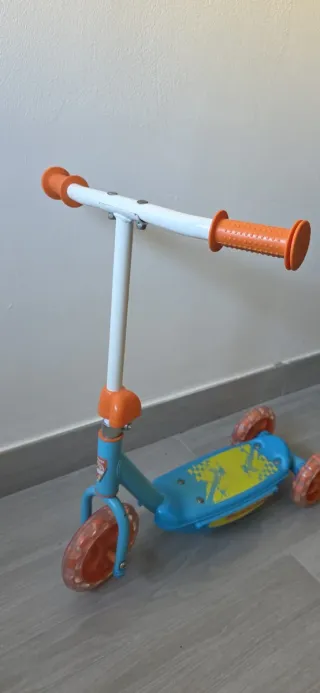 Monopatín infantil 3 ruedas azul