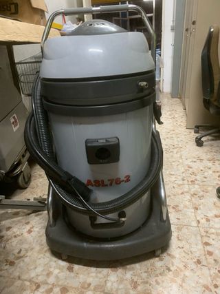 Máquina Limpia Tapicerías Profesional