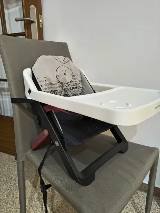 Trona silla de bebé portátil y plegable Jané