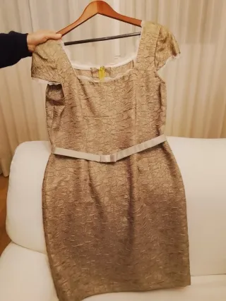 Exclusivo vestido y chaqueta hecho a mano de seda