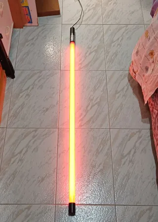 Lámpara fluorescente roja 36W