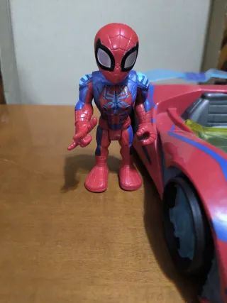 Coche de Spiderman