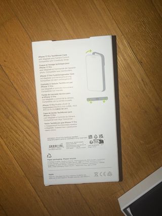 Funda iPhone 17 Pro TechWoven MagSafe