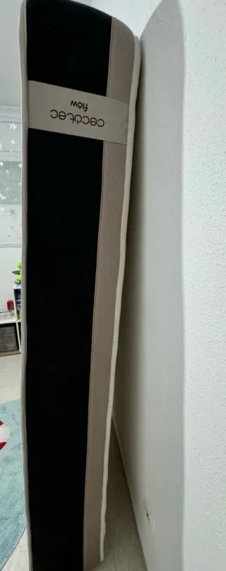 Colchón individual. Poco uso, segunda residencia