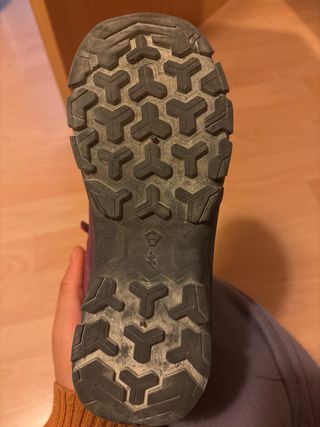 Botas de montaña niña