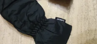 Manoplas de nieve negras