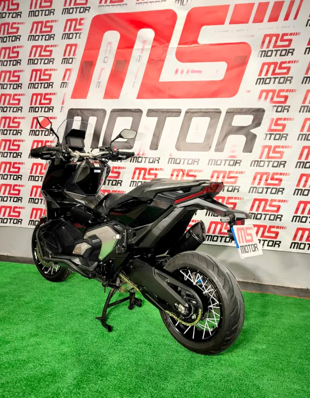Honda X-ADV 750 2021