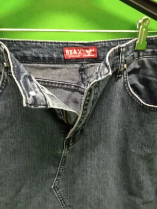 Falda vaquera con bordado