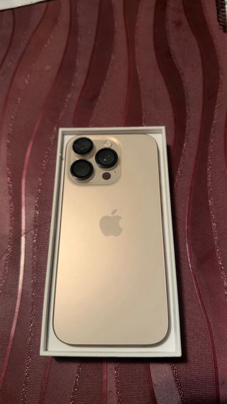 iPhone 16 Pro Titanio Gris