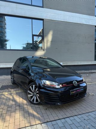 VOLKSWAGEN GOLF 7 GTI PERFORMANCE DSG