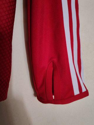 Sudadera Adidas de deportes NUEVA