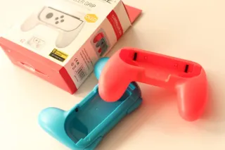 Controller Grip Mandos para Joy-Con.
