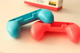 Controller Grip Mandos para Joy-Con.