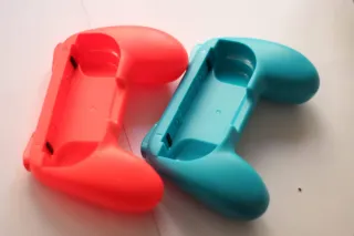 Controller Grip Mandos para Joy-Con.