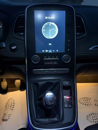 Renault Grand Scenic 2019