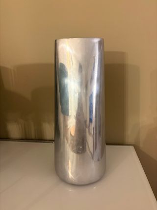 Jarrón Metálico Plateado