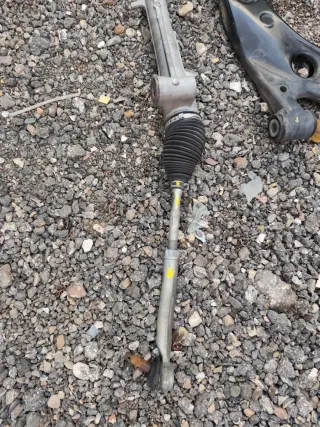 Cremallera ,mangueta trapecioToyota Corolla E21
