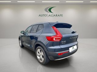 Volvo XC40 2.0 D3 Momentum Core