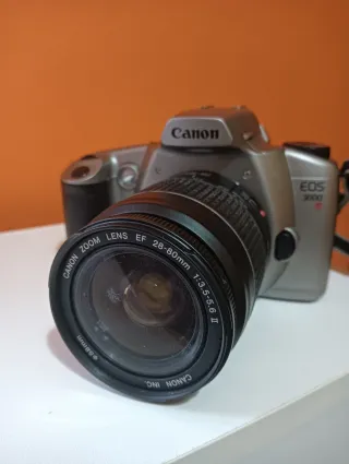 Cámara Canon EOS 3000