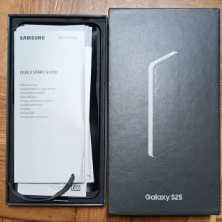 Caja Samsung Galaxy S25.