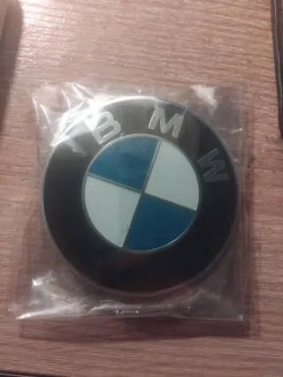 Insignias llanta originales BMW serie5 e34