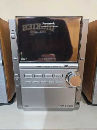 Minicadena Panasonic 5 CD + Cassette