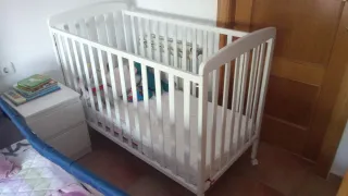 Cuna de madera
