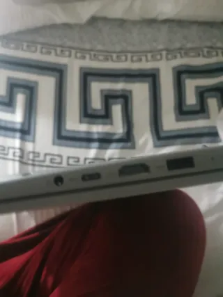 Lenovo Gris/Plateado Poco Uso