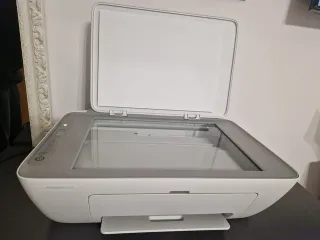 Stampante HP Deskjet 2720e multifunzione