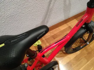 Bicicleta infantil aluminio 16 B'TWIN Racing 900