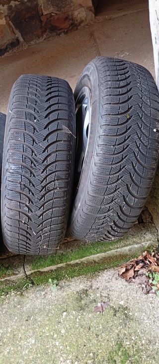 4 Michelin Alpin 185/65 + discos BMW