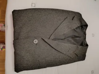 Traje de caballero gris